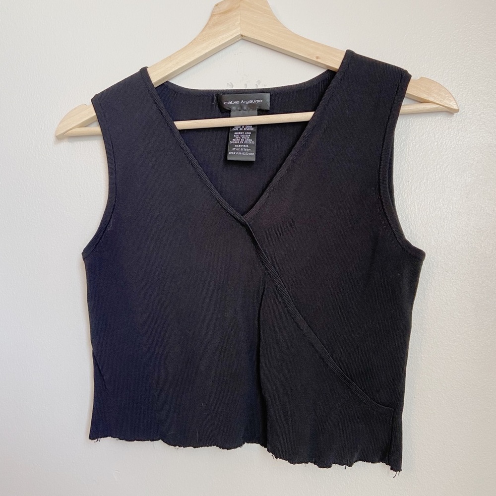 Vintage black cropped tank top size small!